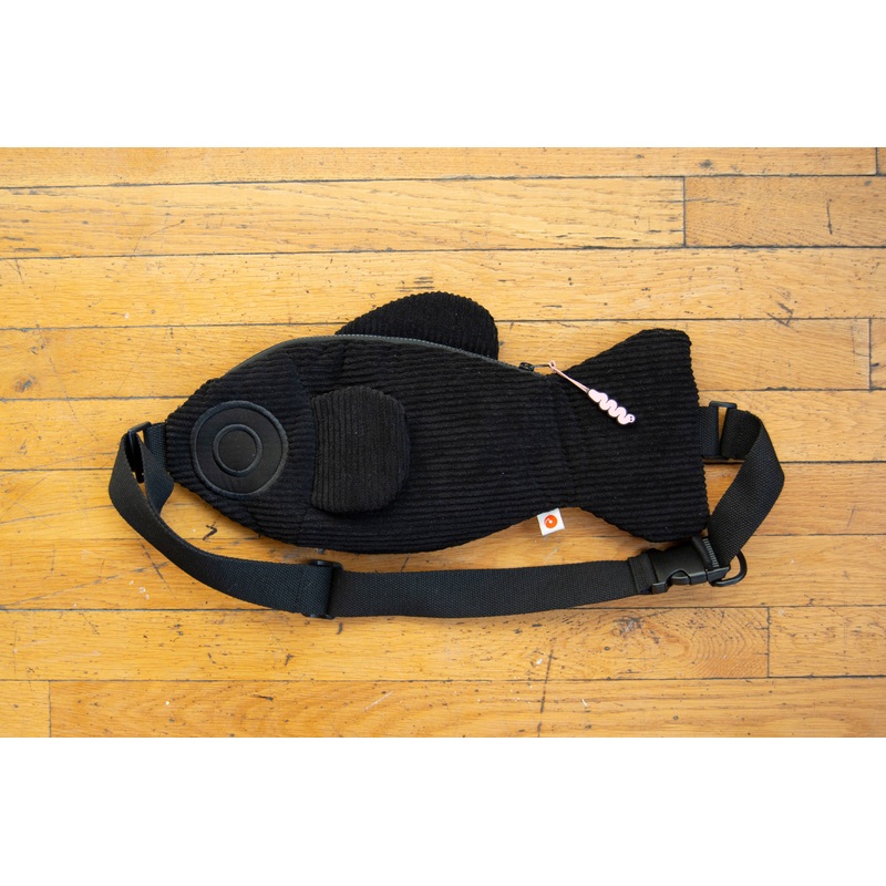 Curlworks – The Fish Bag – Goth