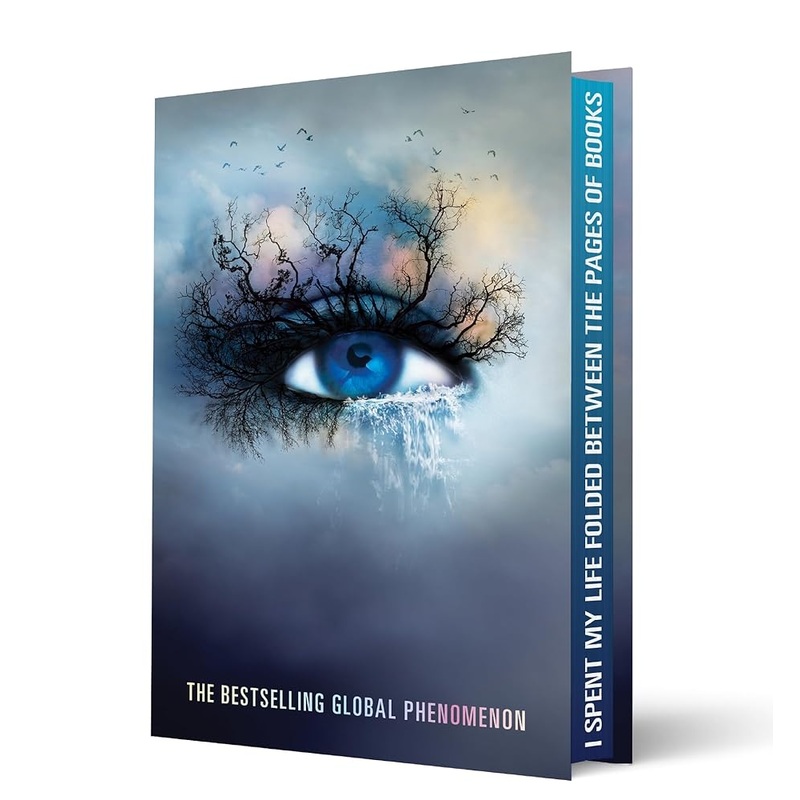 Shatter Me Collectors Deluxe Limited Edition (Shatter Me, 1) by Tahereh Mafi